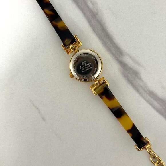 SKU:0119‎ vintage vibe cute gold mini watch brown bracelet + in a gift box